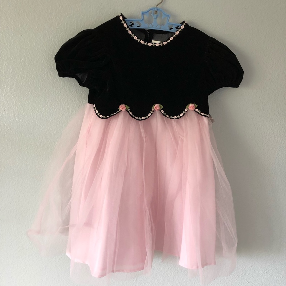 NWT 🏷 Glitter Wear Girls’ 6X formal dress